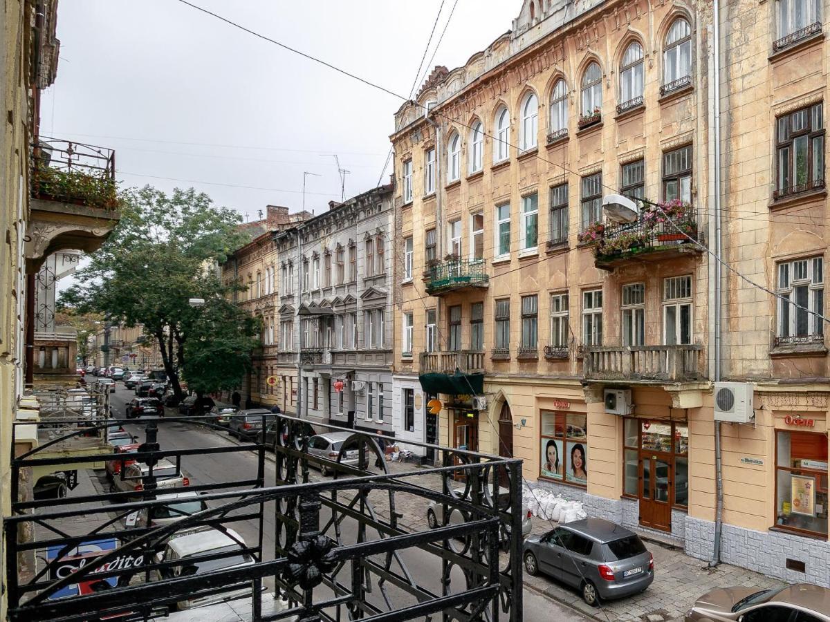 Golden Violin ! Apartments Lviv S Exterior foto